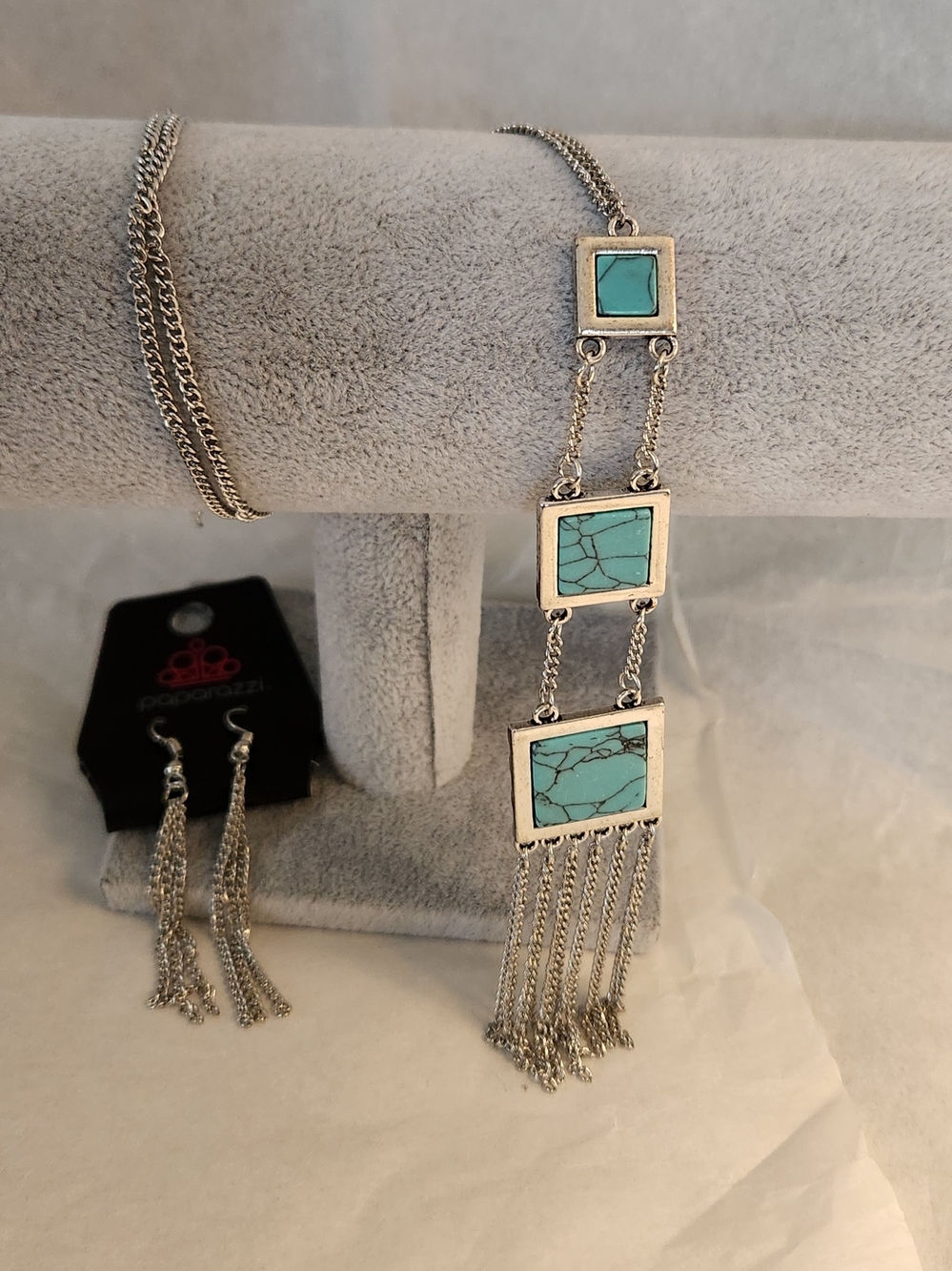 Paparazzi Silver-Tone Turquoise Stone Fringe Necklace With Fringe Eearing Set